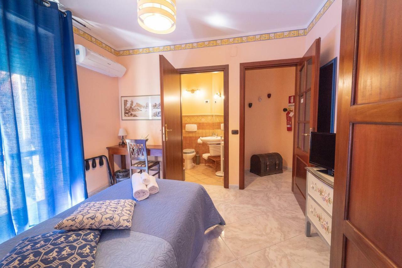 La Rosa - Elegant Rooms 사사리 외부 사진